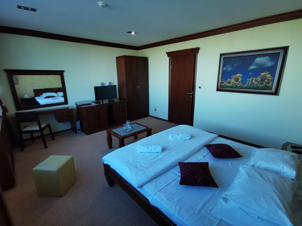 Panorama Apartman Нови-Сад Экстерьер фото